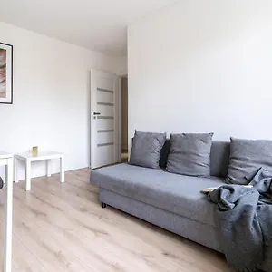 https://bright-and-cozy-apartment-city-centerk2-7.warsawhotelspoland.com